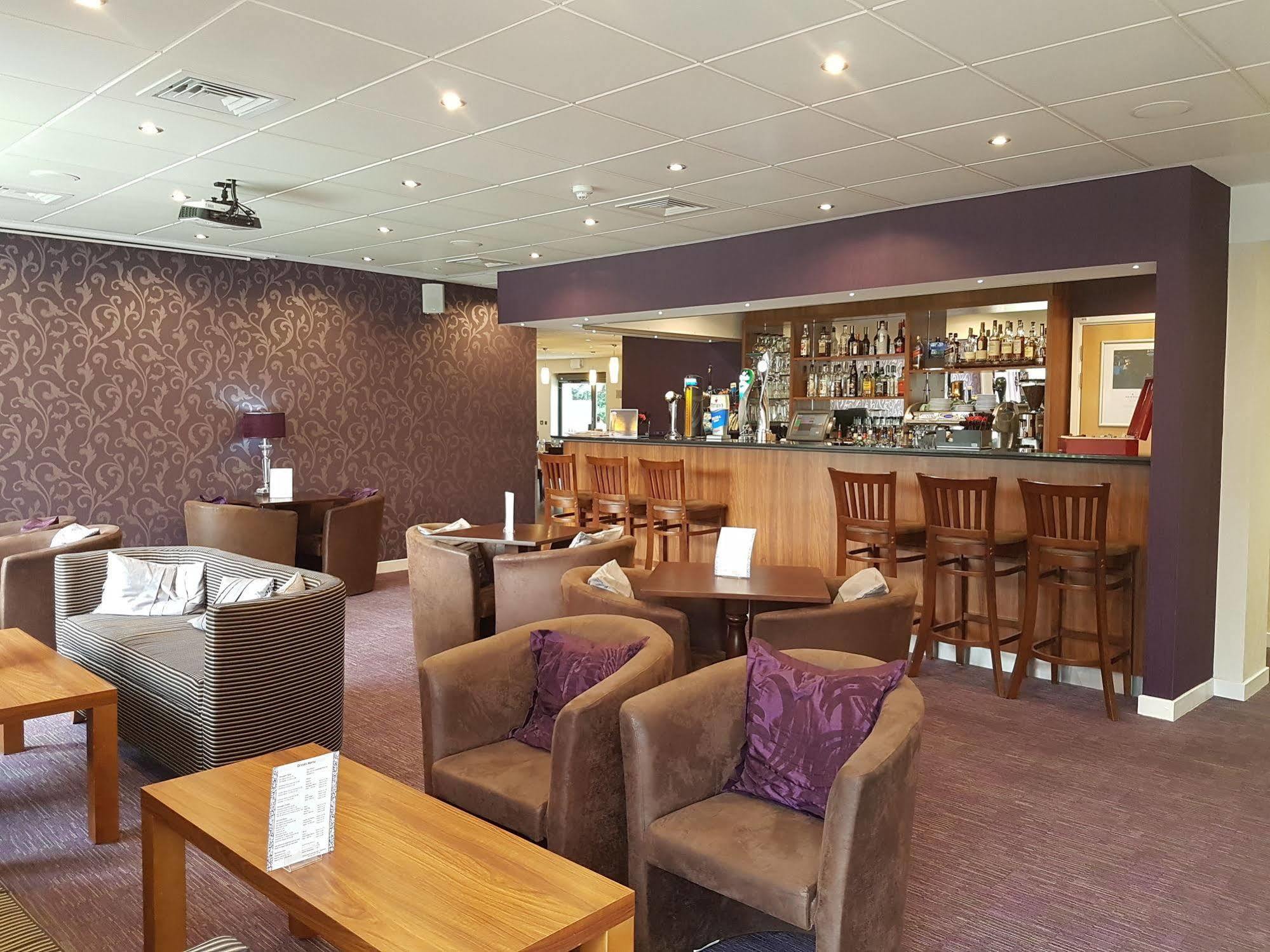 Lancaster Hotel 3*